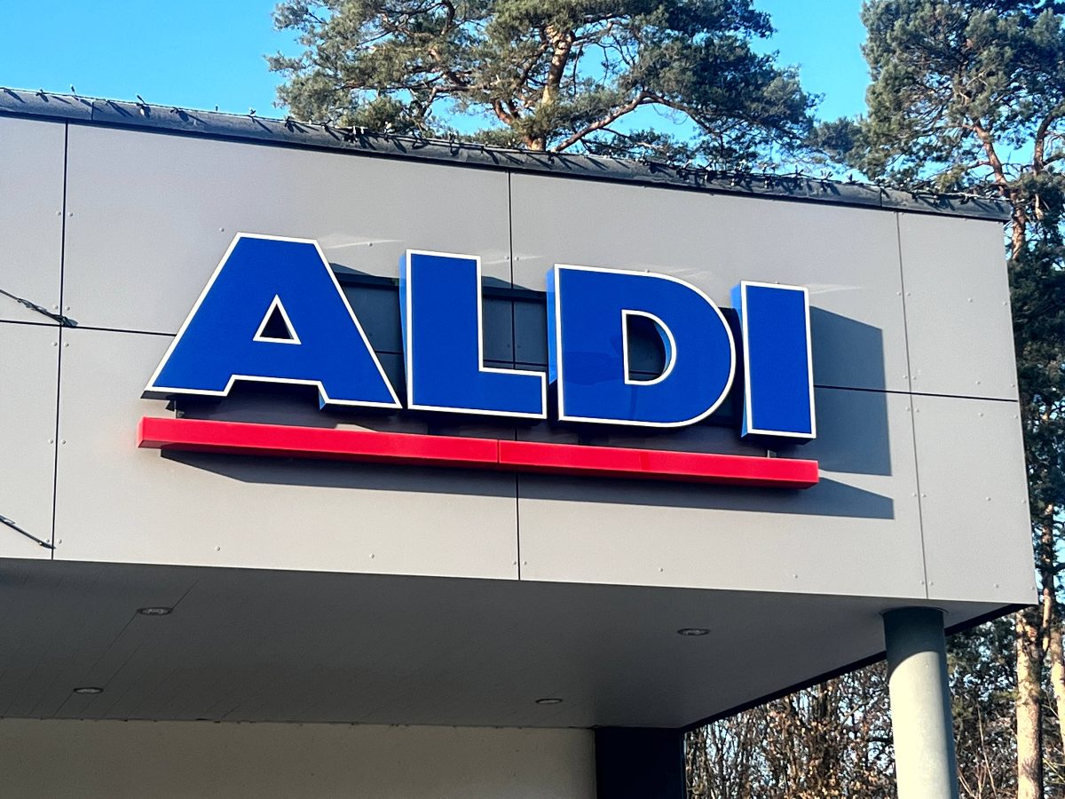 Aldi-Mitarbeiter verrät: Wenn du DAS tust, bleibt dein Einkauf günstig