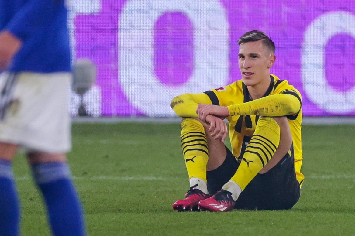 Borussia Dortmund trauert dem Derby hinterher.