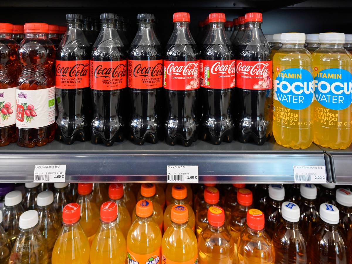 Coca-Cola mit heftiger Neuerung! Kunden müssen sich umstellen 