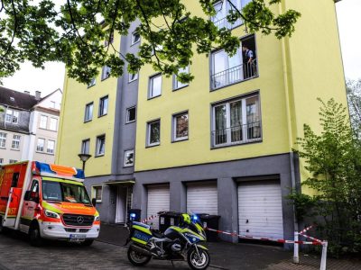 Hagen Wohnhaus Feuerwehrwagen