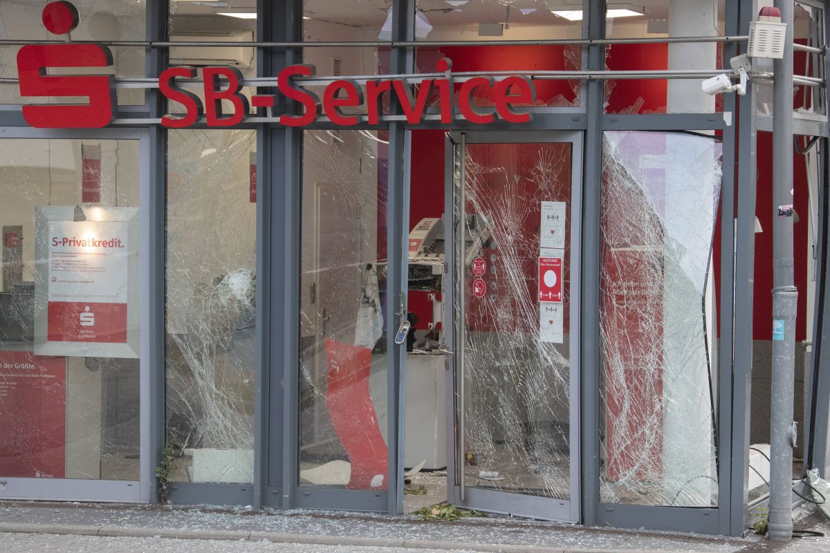 Sparkasse in Mülheim: Nach Automaten-Sprengung – große Änderung für Kunden