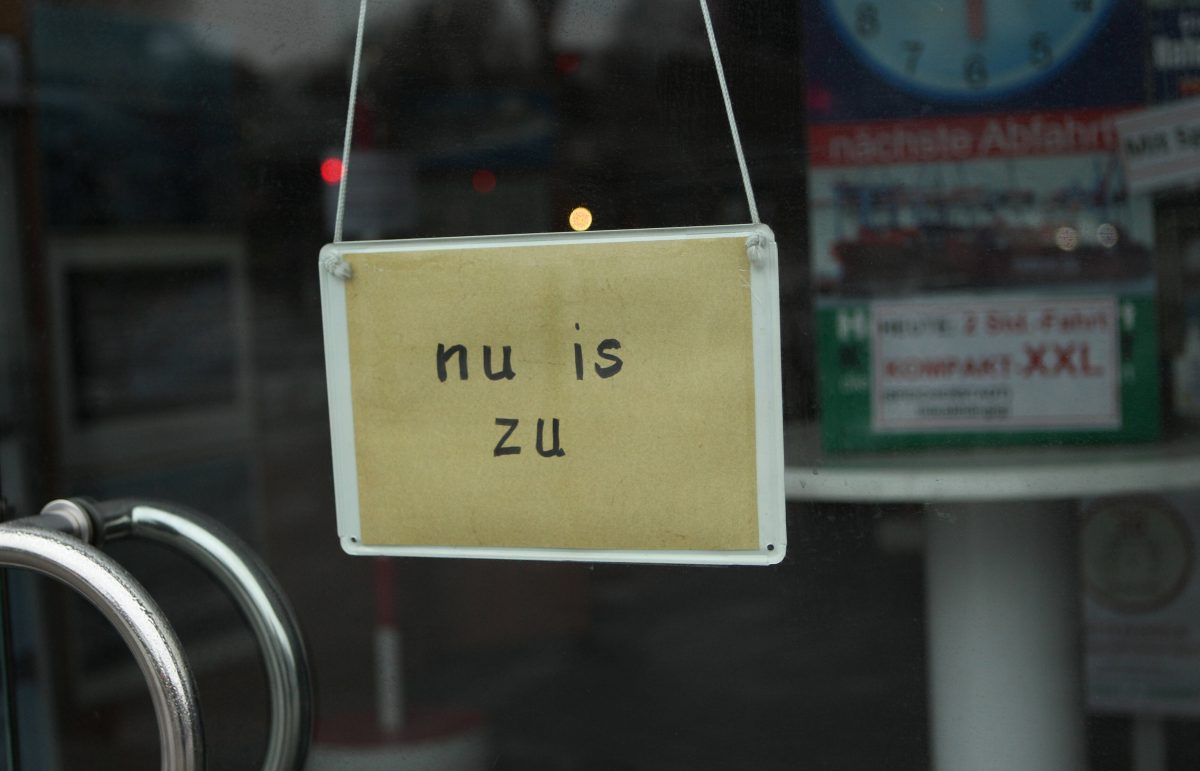 NRW Schild "Nu is zu"