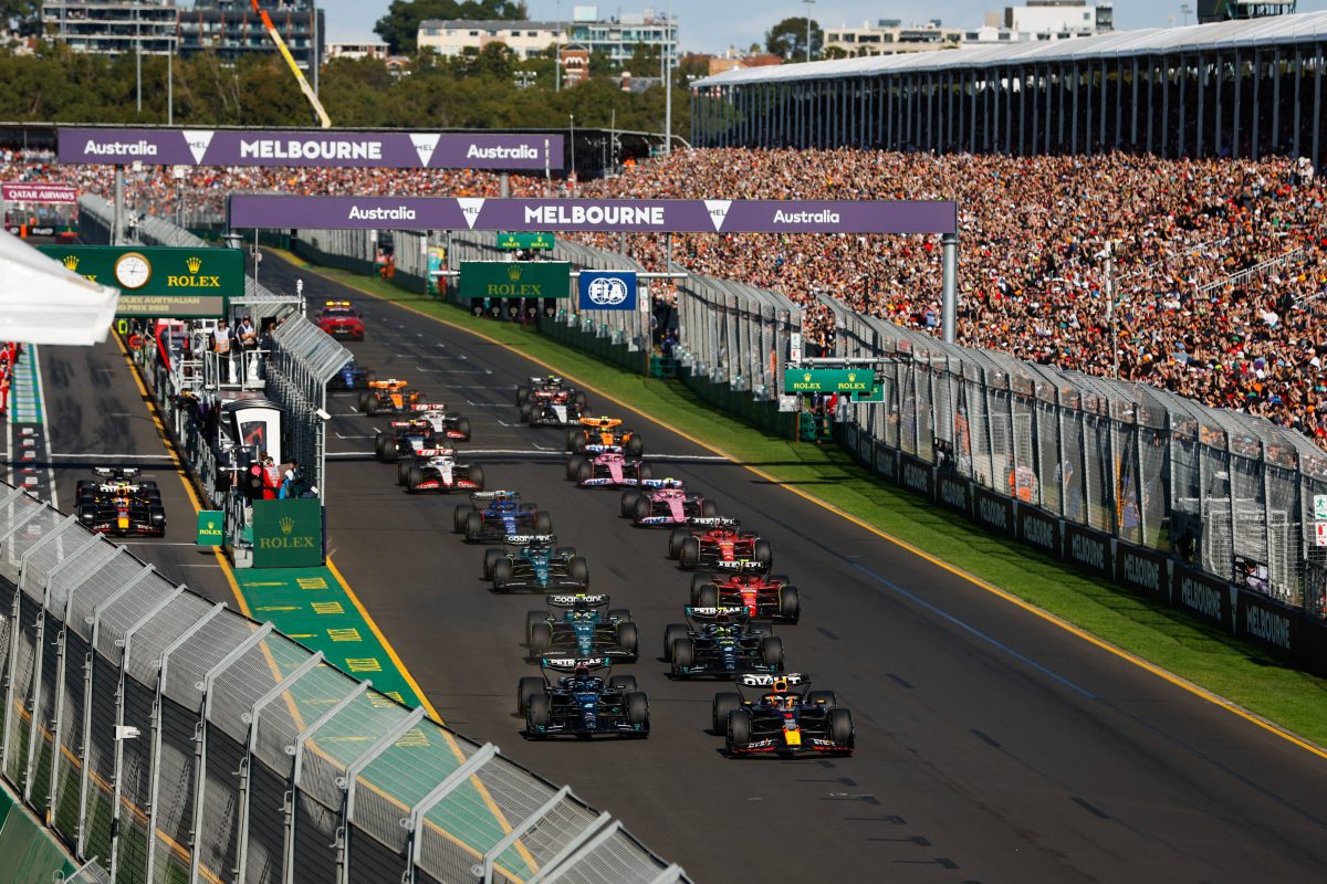 Formel 1 - Australien-GP LIVE Drei Rote Flaggen, Unfälle, Riesenchaos