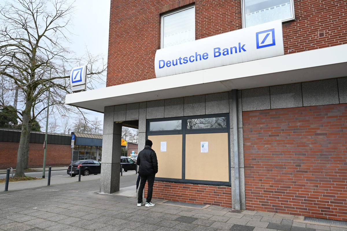 Deutsche Bank Duisburg Großenbaum Filiale