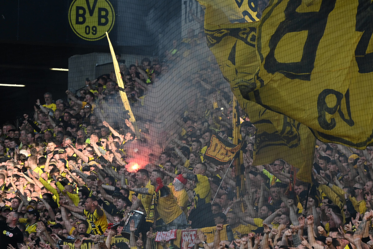 Borussia Dortmund: Brechen alle Dämme? BVB-Verantwortlicher mit wichtiger Bitte an die Fans