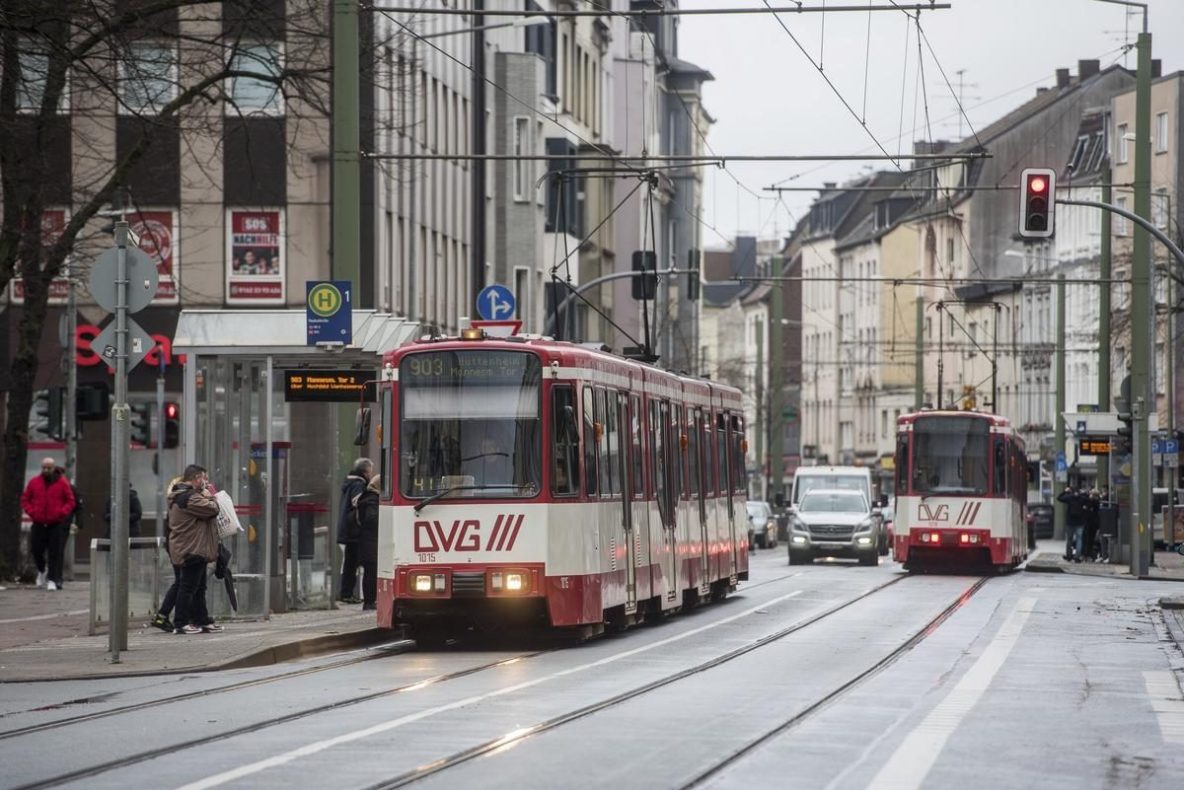 Duisburg: Straßenbahnlinie 903 lässt Passagiere verzweifeln – das steckt hinter dem Chaos