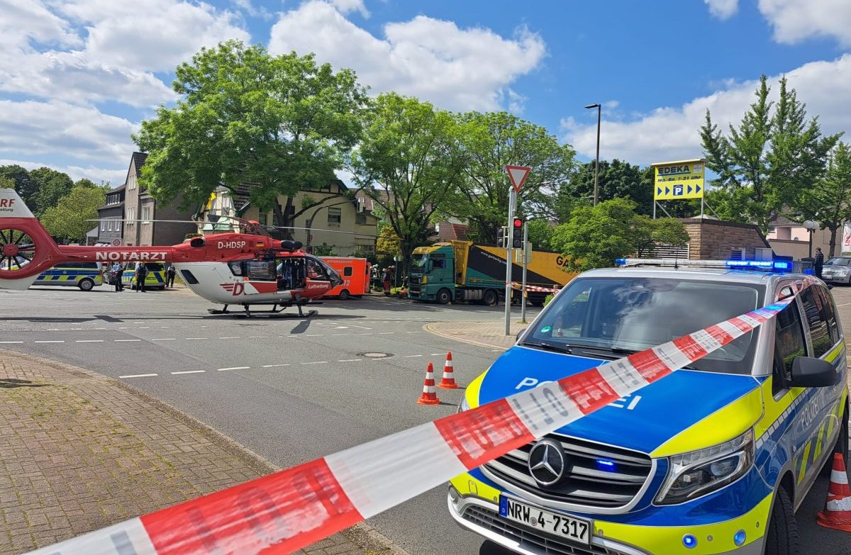 Dortmund Unfallstelle Polizei Absperrung Rettungshubschrauber