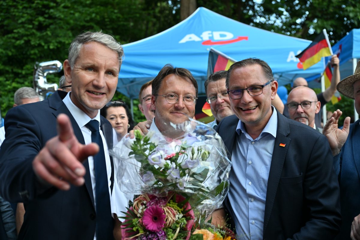 Der AfD-Mann Robert Sesselmann gewann die Landratswahl im thüringischen Sonneberg. Der Verfassungsschutz warnt jetzt vor möglichen Konsequenzen.