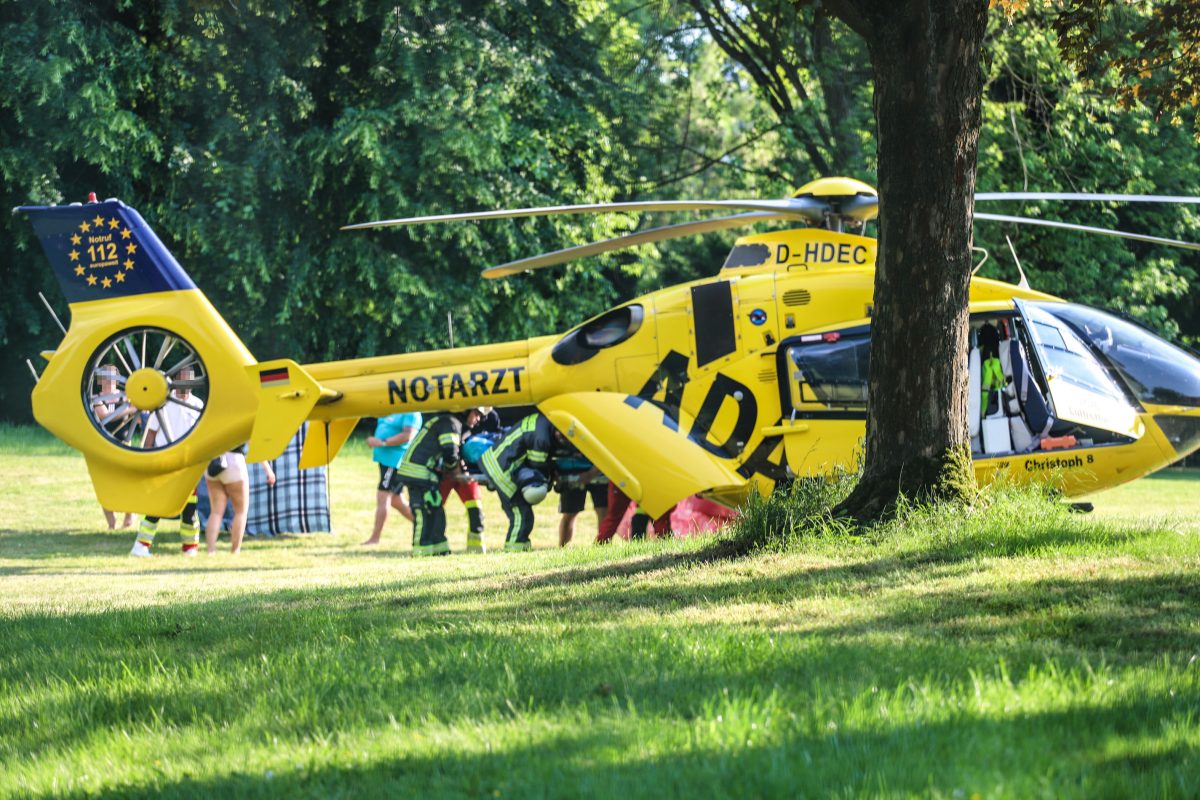 Ruhrgebiet Horror im Freibad! Kind schlägt mit Kopf auf Boden auf