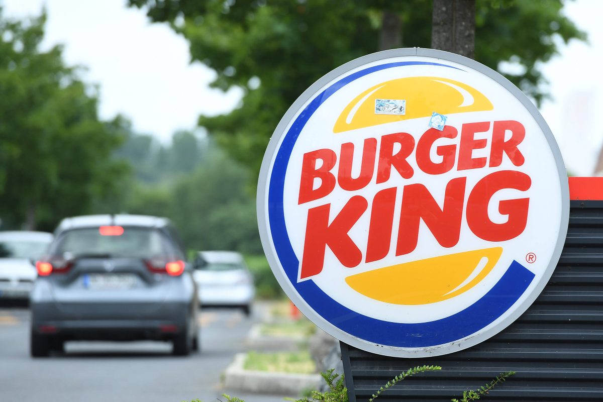 Burger King Bochum: Fast-Food-Restaurant wird von zwei Maskierten überfallen.