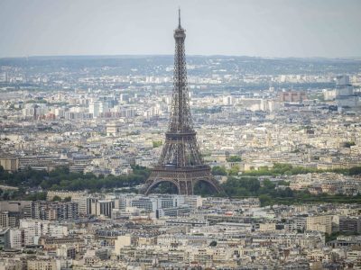 Alarm am Eiffelturm! Am Samstag gab es eine Bombendrohung für das Pariser Wahrzeichen. Sofort wurden Maßnahmen ergriffen – jetzt gibt es Entwarnung.