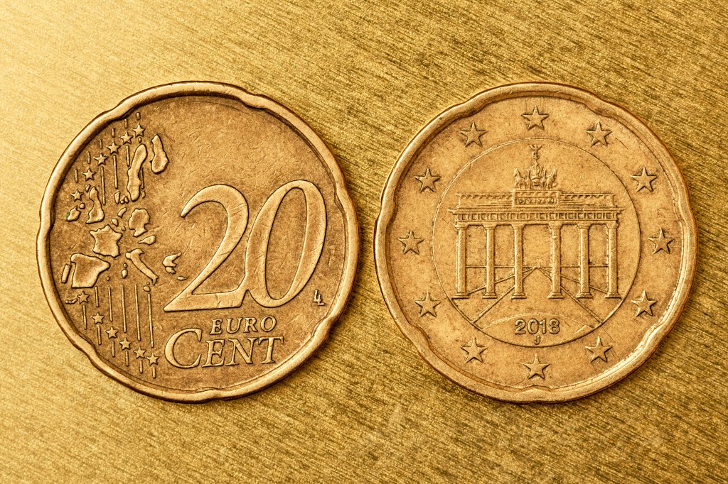 Zwei 20-Cent-Münzen aus Deutschland sind je einmal mit der Vorder- und der Rückseite abgebildet.