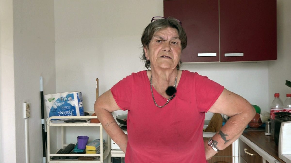 Bürgergeld: Rentnerin Regina soll mehr Miete zahlen.