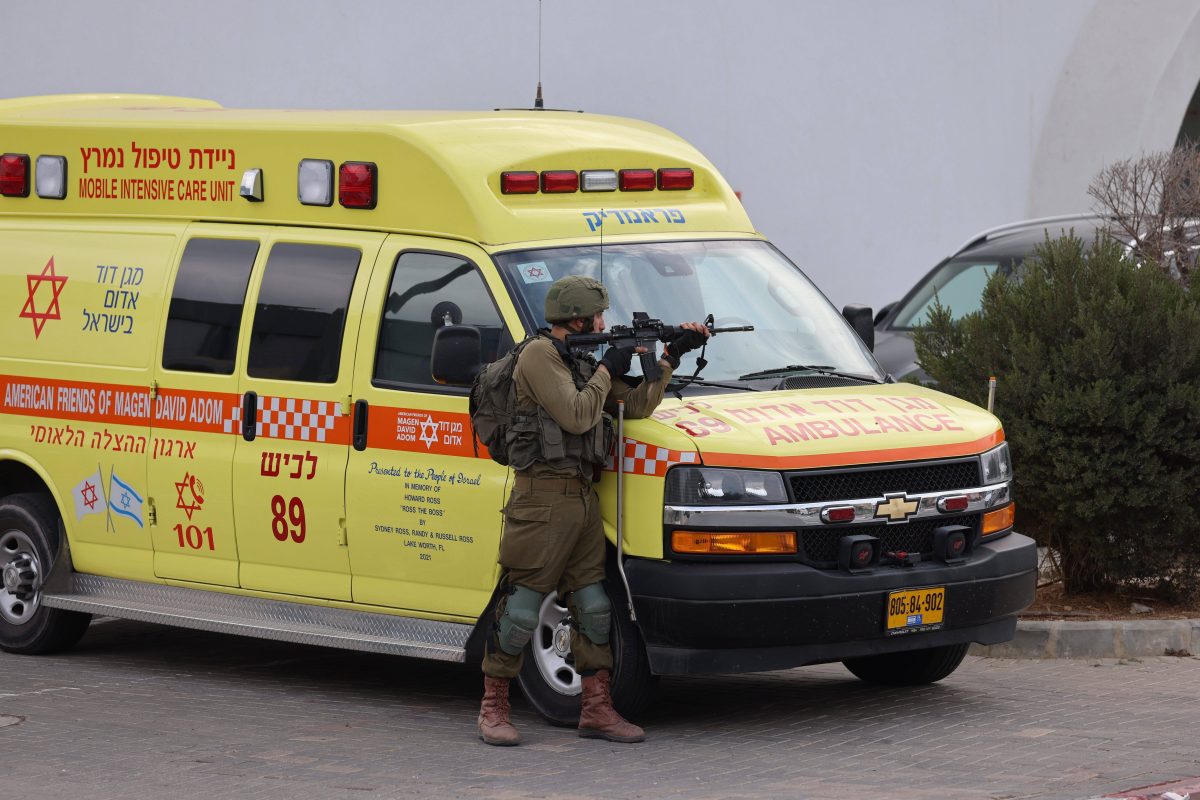 Hunderte Tote, tausende Verletzte im Krieg in Israel. Sanitäter spricht jetzt von seinen Erfahrungen.
