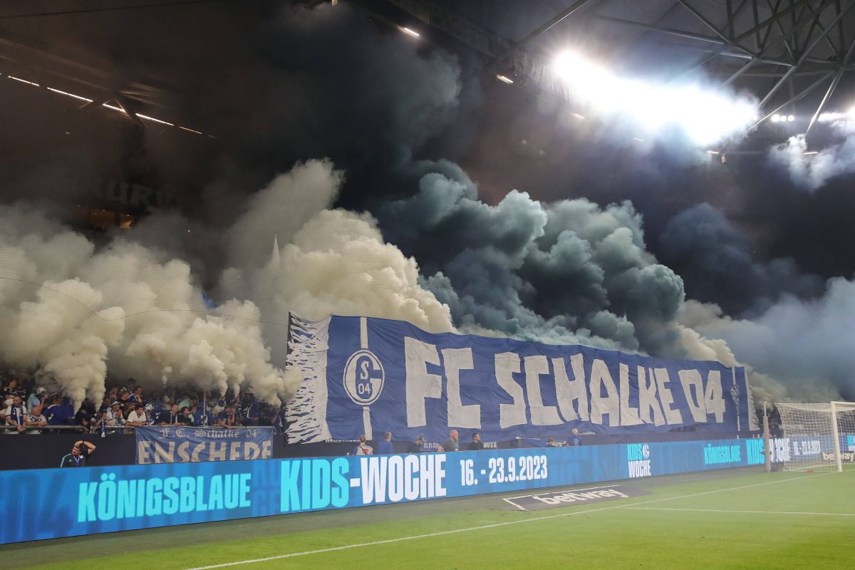 Wie reagieren die Fans des FC Schalke 04.