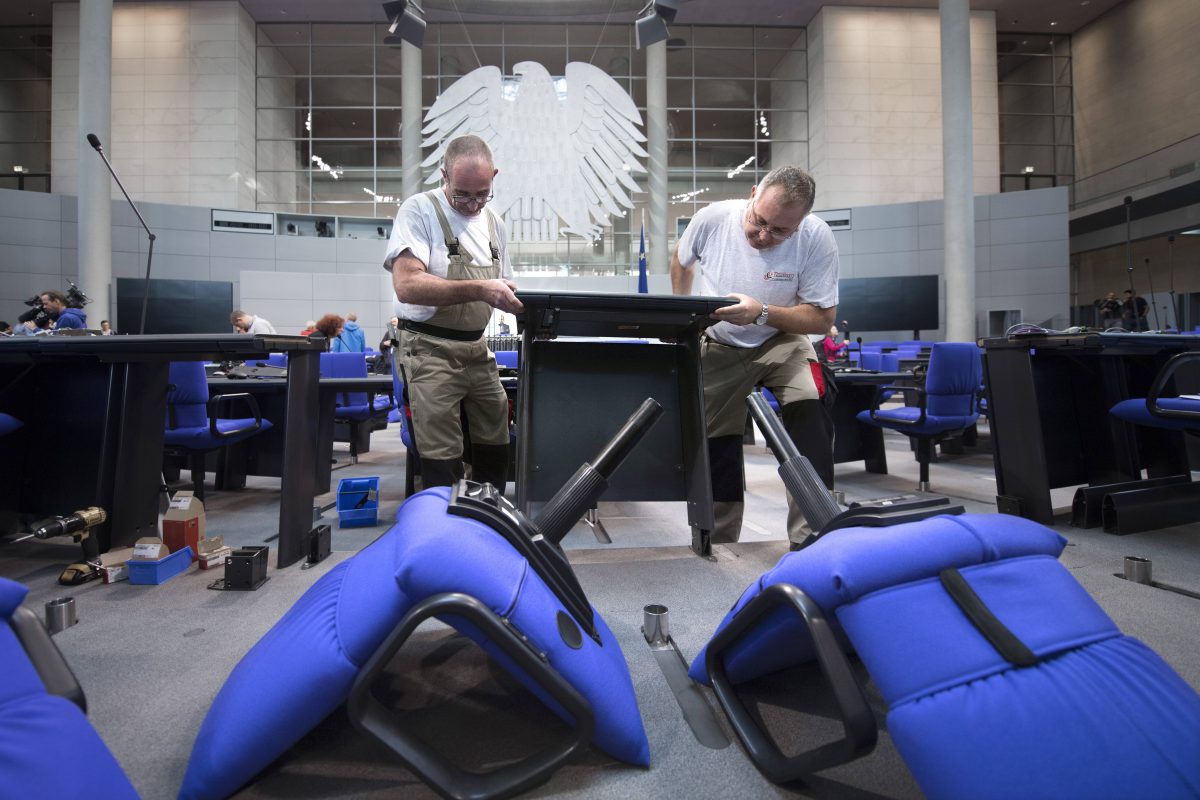 Linksfraktion löst sich auf - was wird aus der Sitzordnung im Bundestag?