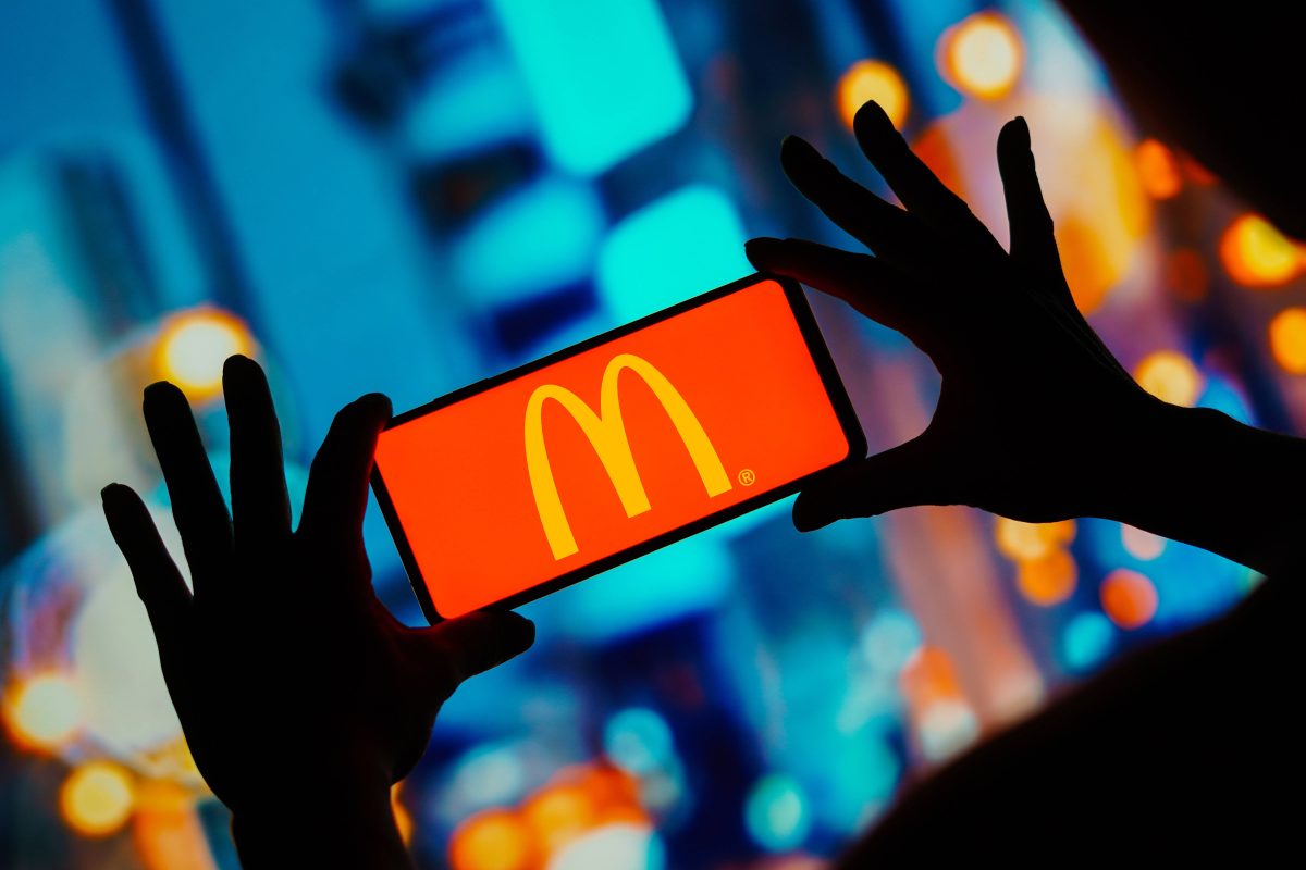 McDonald's gibt Zusammenarbeit mit Google bekannt.
