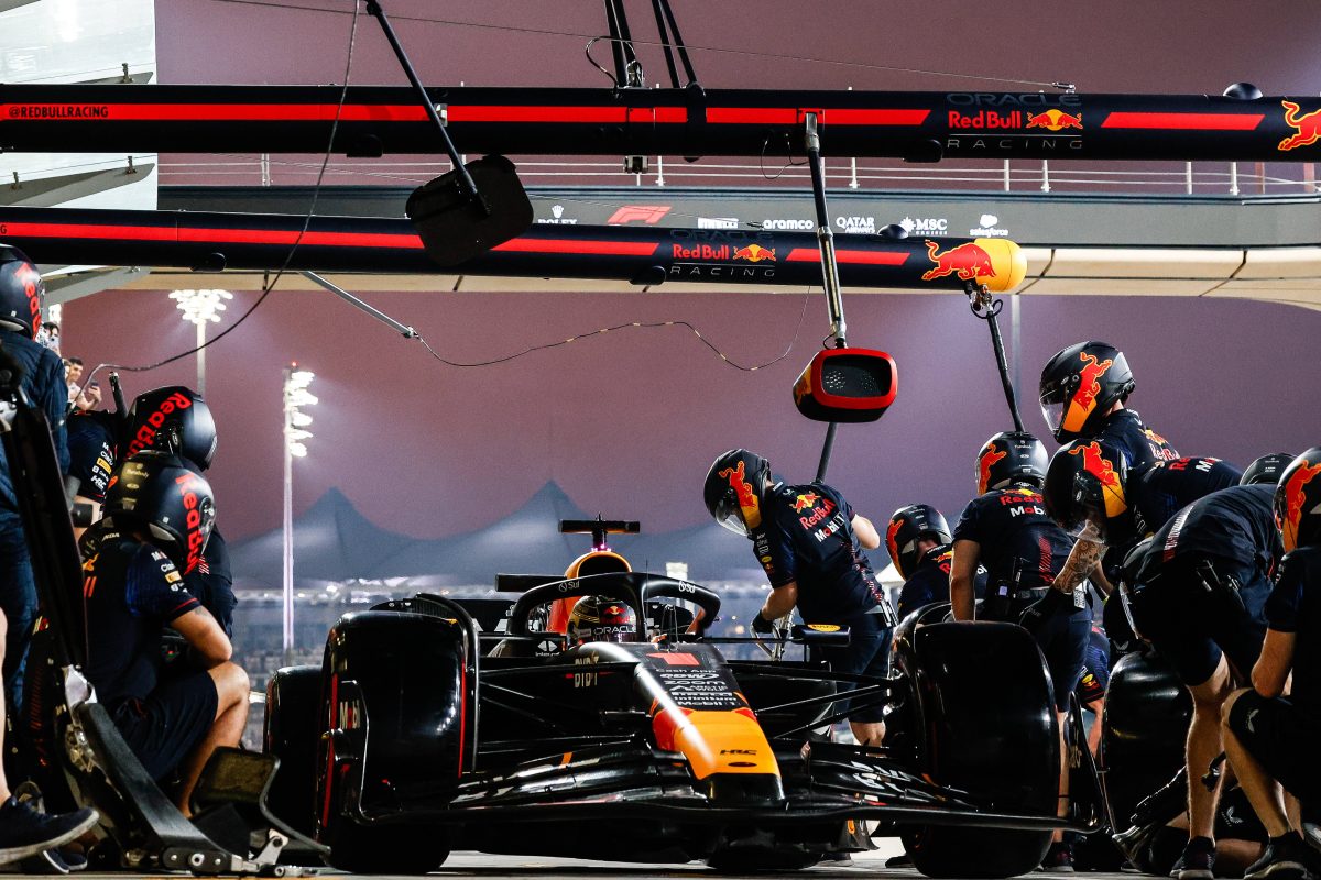 Formel 1: Red-Bull-Wahnsinn! Verstappen-Crew legt irre Performance hin