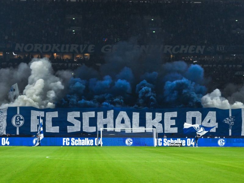 FC Schalke 04: Ultras reicht es endgültig – „Glaubt das wirklich jemand?“