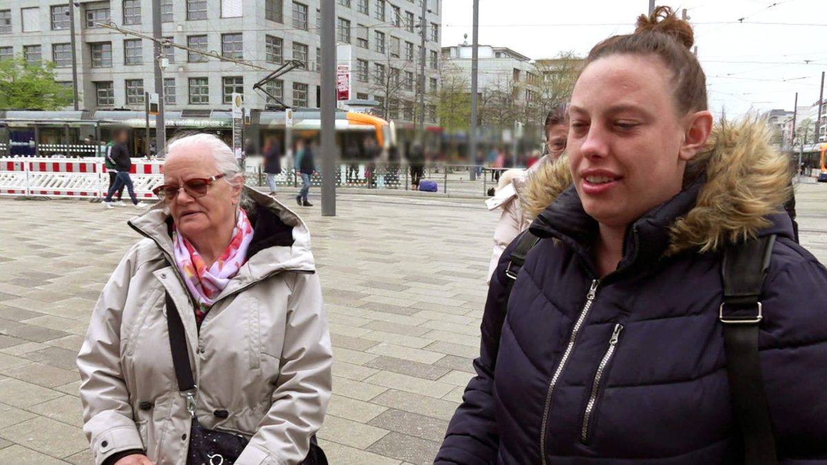 Bürgergeld Benz Baracken Janine