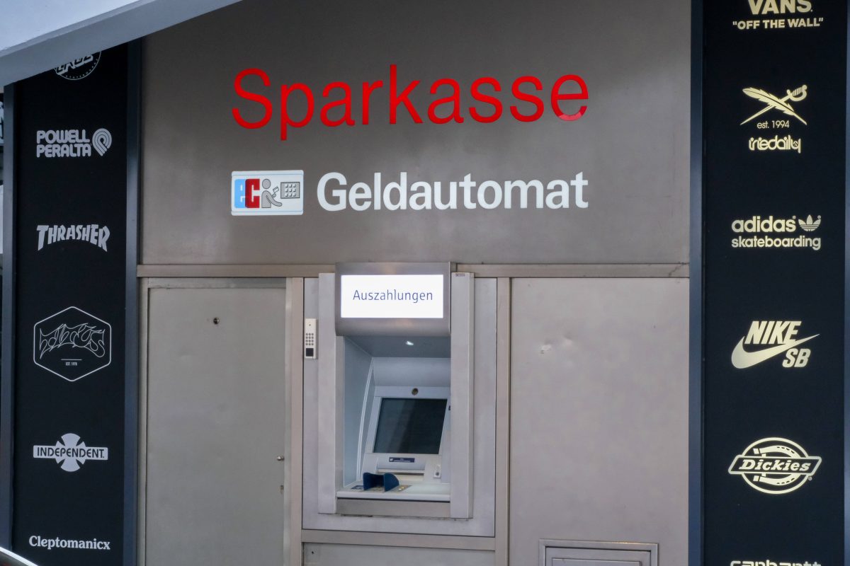 Sparkassen-Kunden kÃ¶nnen sich mit einem simplen PIN-Trick vor Betrug schÃ¼tzen.