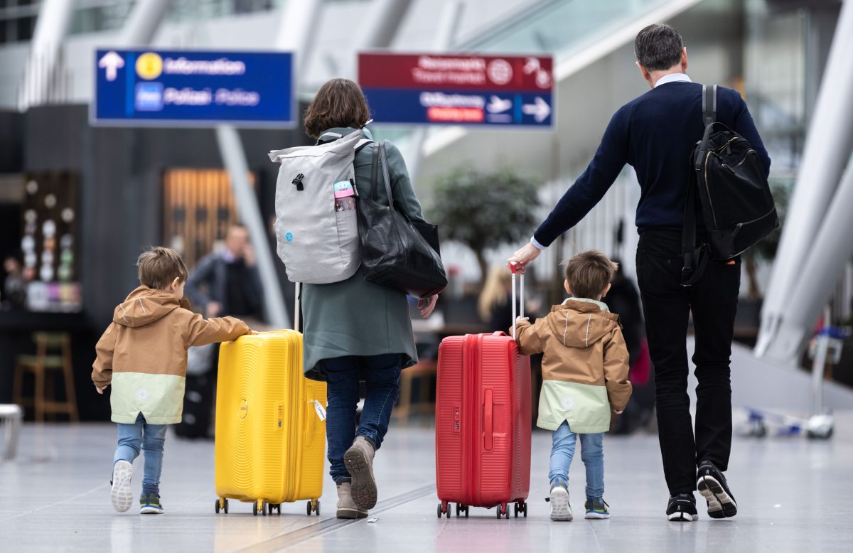 Der Flughafen Düsseldorf kündigt Änderungen an, die Reisende in den Osterferien sofort bemerken.