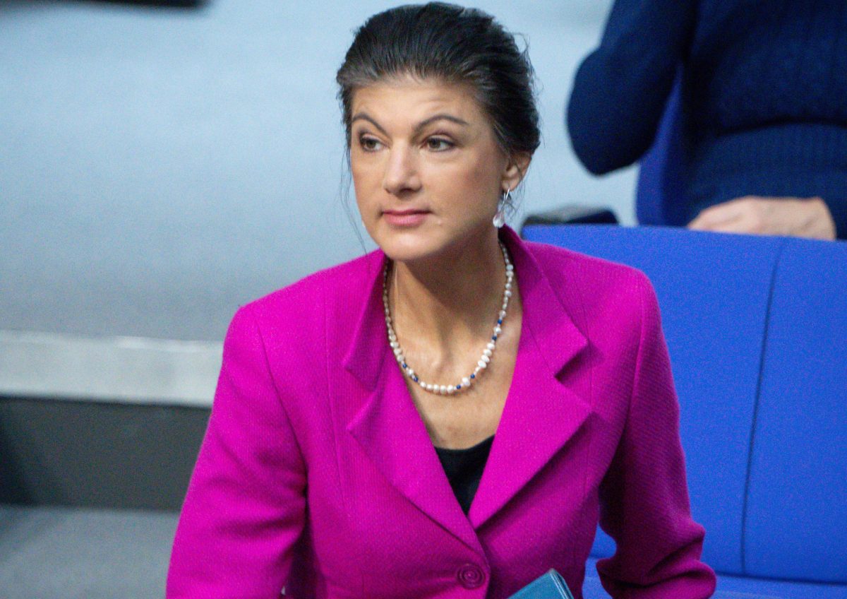 Sahra Wagenknecht fordert VerschÃ¤rfung der Asyl-Politik.