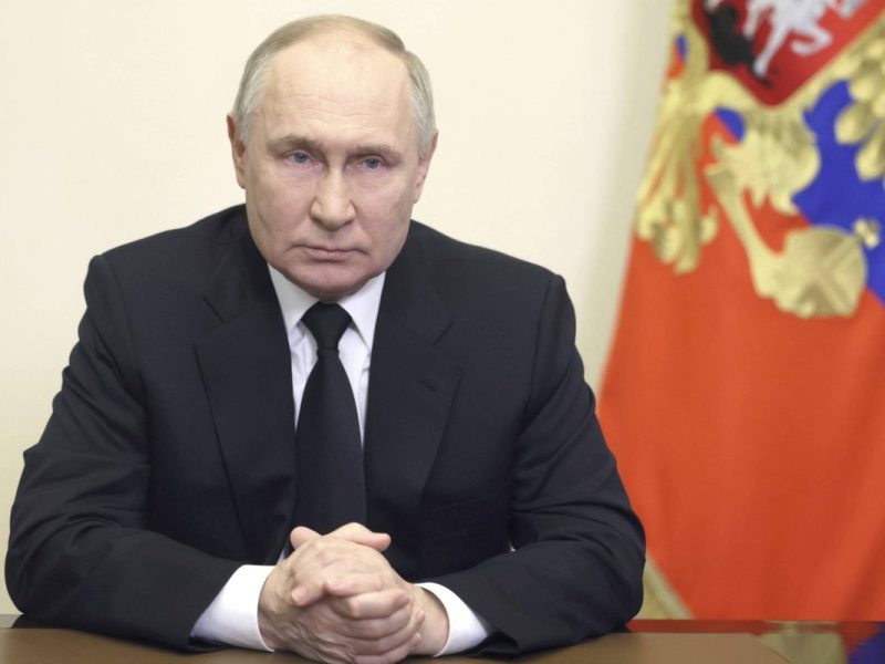 Putin: Sammelt er bereits Geld für den Krieg gegen die NATO? Experten sind alarmiert!