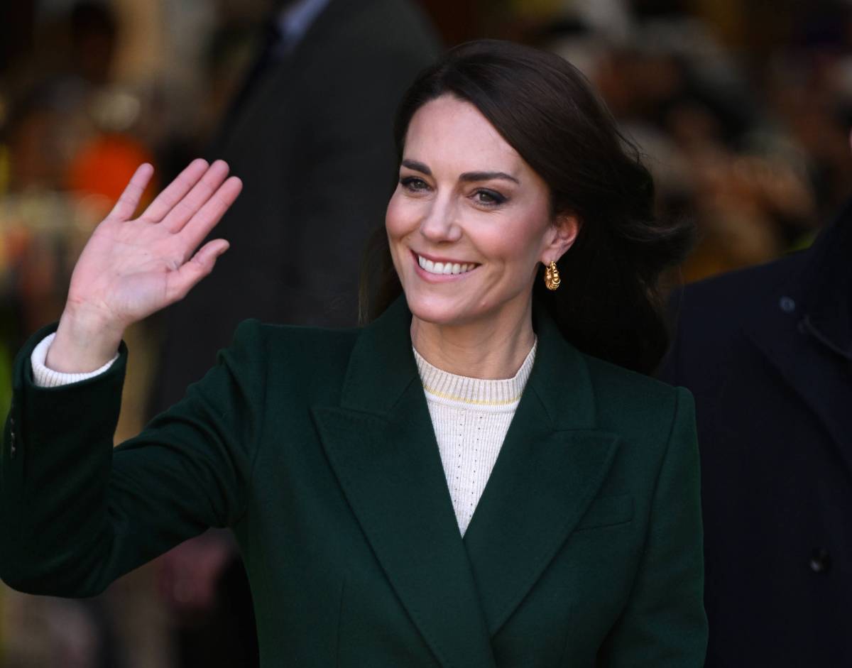 Sie strahlt über beide Ohren: Kate Middleton meldet sich tatsächlich nach monatelanger Stille passend zum Muttertag zurück...