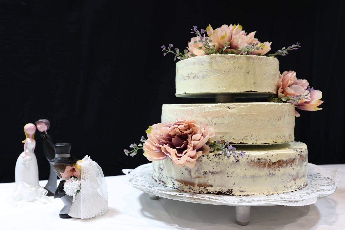 Hochzeit: Trauzeugin klaut Torte für ihre Kinder