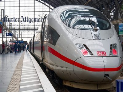 Deutsche Bahn: Kritik an Plänen für die neue Generation ICE.