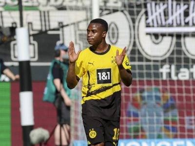Youssoufa Moukoko hat bei Borussia Dortmund mit Problemen zu kämpfen.