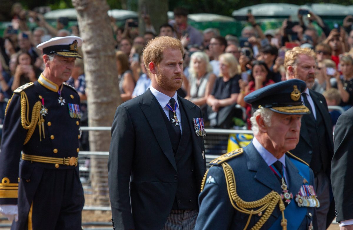 Der britische Rotschopf sehnt sich schon länger nach seiner Heimat. Doch jetzt sieht sich Prinz Harry mit neuen Problemen konfrontiert...