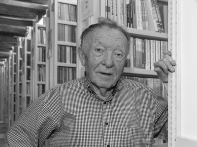Der vielseitige Künstler und ehemalige „Tatort“-Kommissar Peter Sodann ist im Alter von 87 Jahren gestorben.