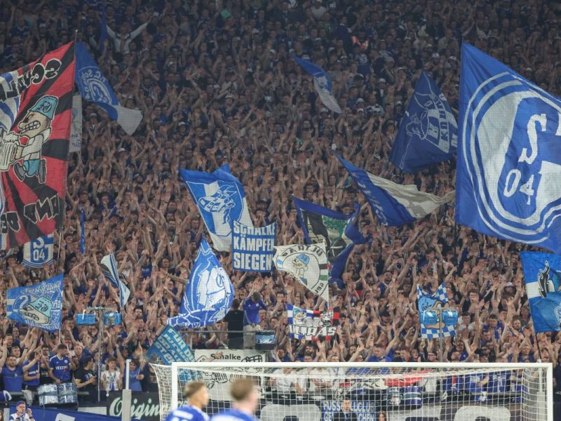 Schalke-Familie trauert um treuen Fan – „Nur die Besten sterben jung!“