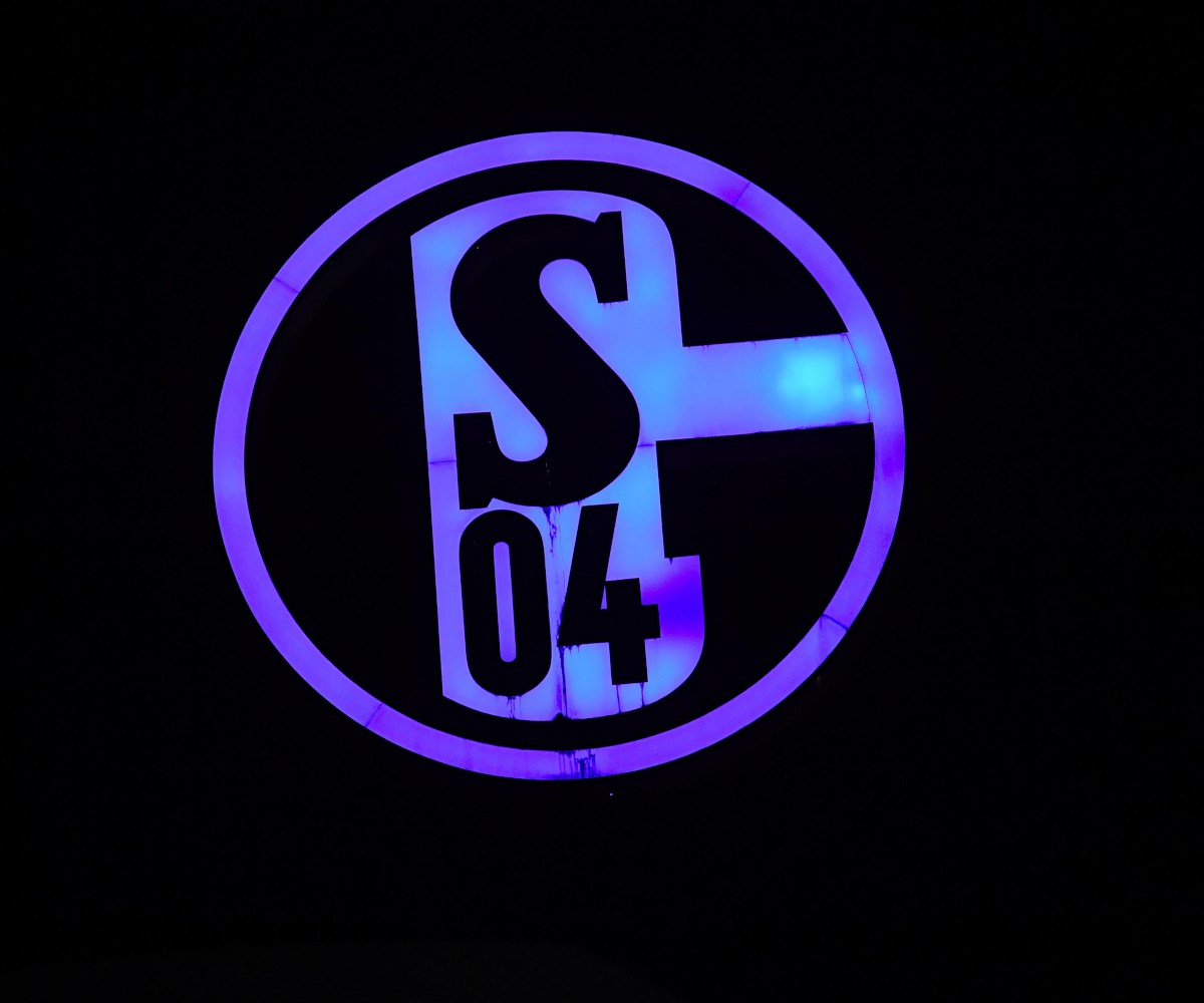 FC Schalke 04: Tinte trocken! S04 macht Nägel mit Köpfen