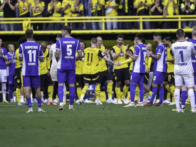 Borussia Dortmund: Selbst der Gegner applaudiert – bei diesem Reus-Moment bleibt kein Auge trocken