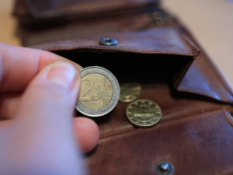 Wenn du DIESE 2-Euro-Münze im Geldbeutel hast, solltest du sofort die Polizei rufen