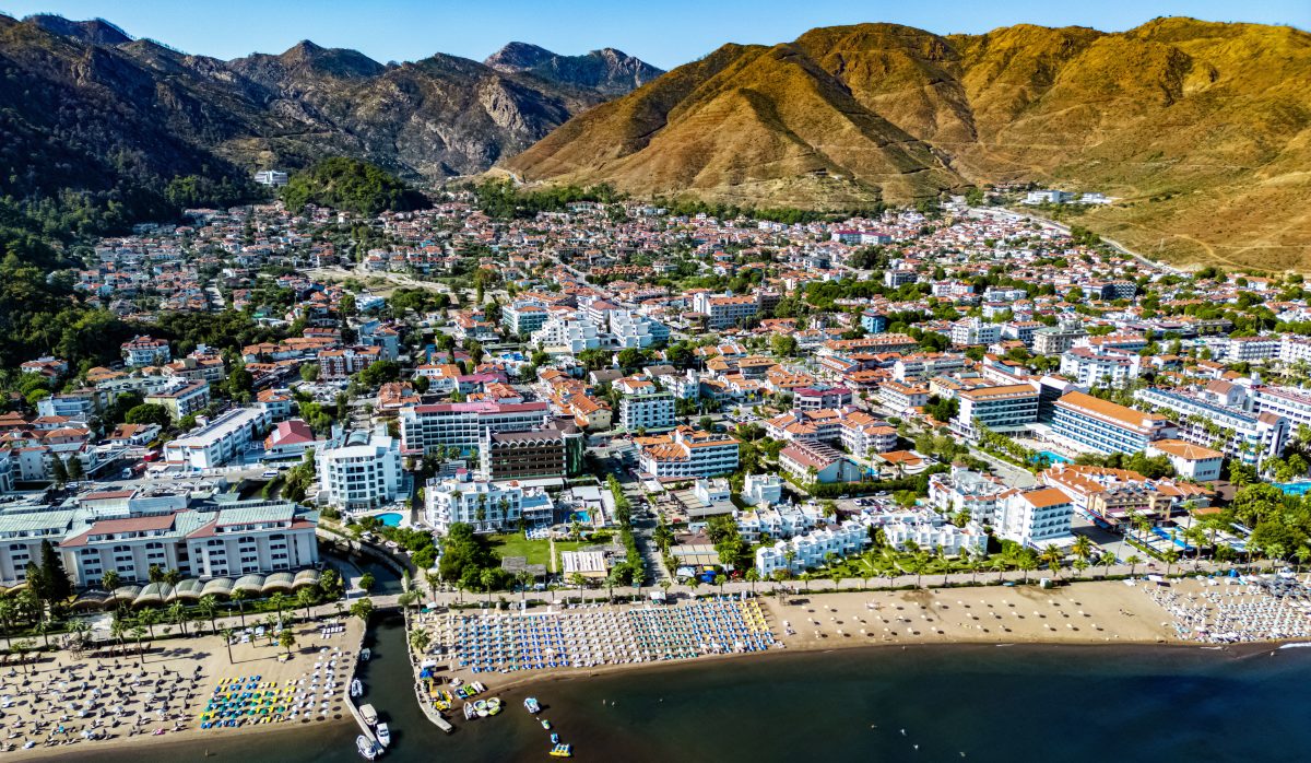 Urlaub in der Türkei: Touristen-Familie sorgt für Panik am Strand – jetzt laufen sogar Ermittlungen