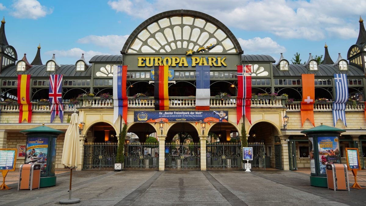 Der Europapark wurde von Besuchern überrollt!