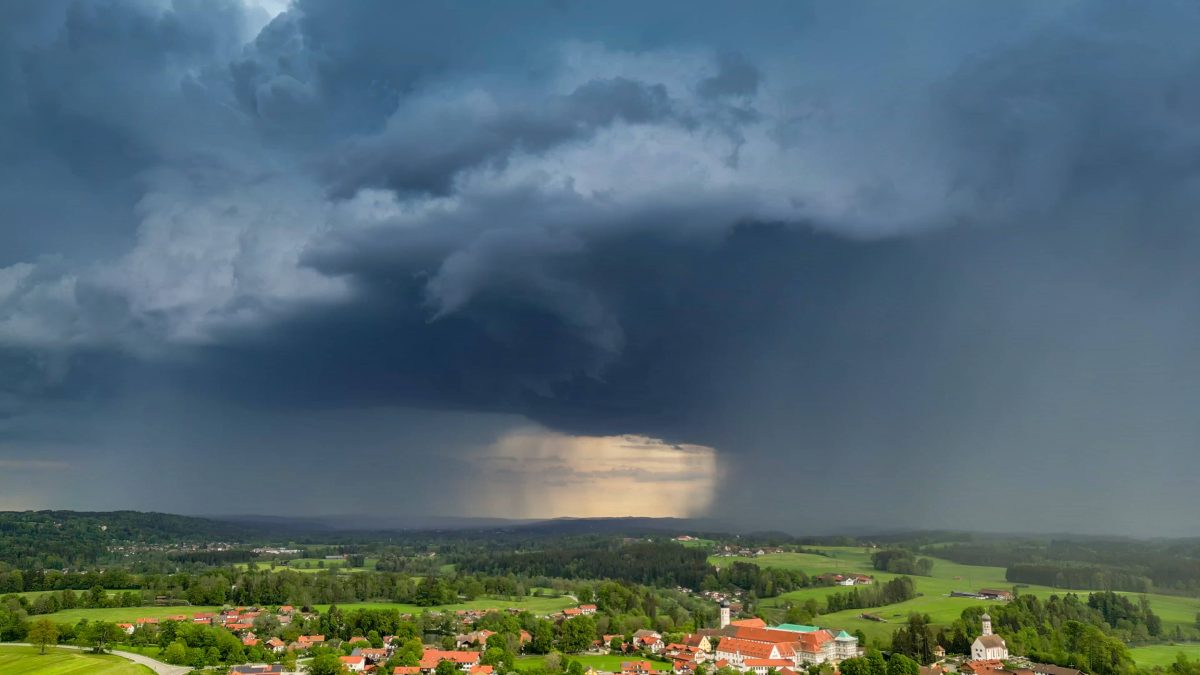 Wetter in NRW: Experte gibt üble „VORWARNUNG“ ab – es droht Ungemach