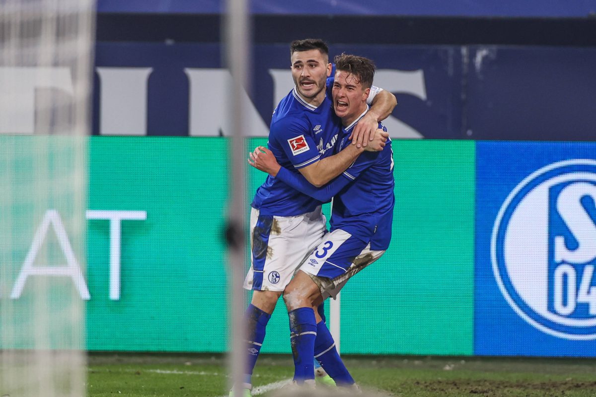 Sein Kapitel beim FC Schalke 04 endete höchst tragisch. Nun ist ein Ex-Schalke-Profi nach einem historischen Sieg im siebten Fußballhimmel.