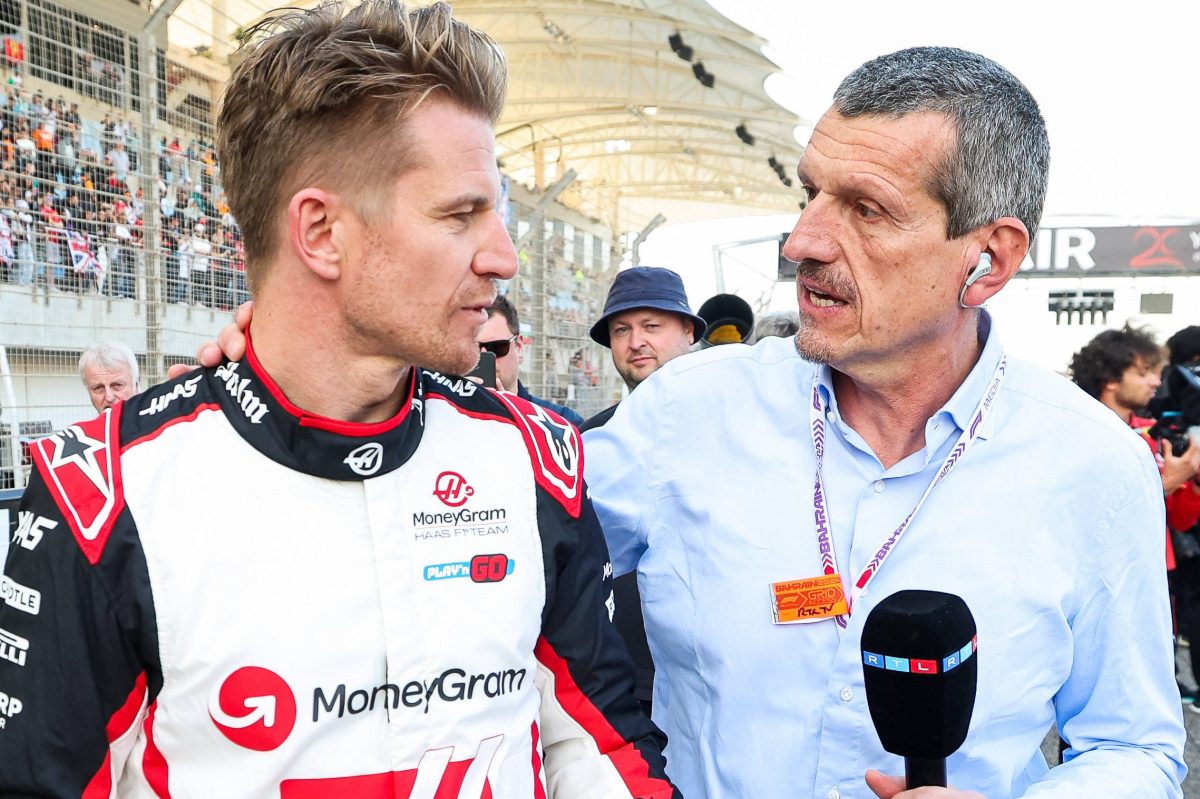 Formel 1: Nico Hülkenberg im Gespräch mit Günther Steiner.