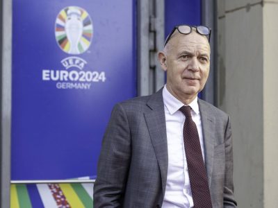Bernd Neuendorf, Präsident des DFB, freut sich kurz vor der EM 2024.