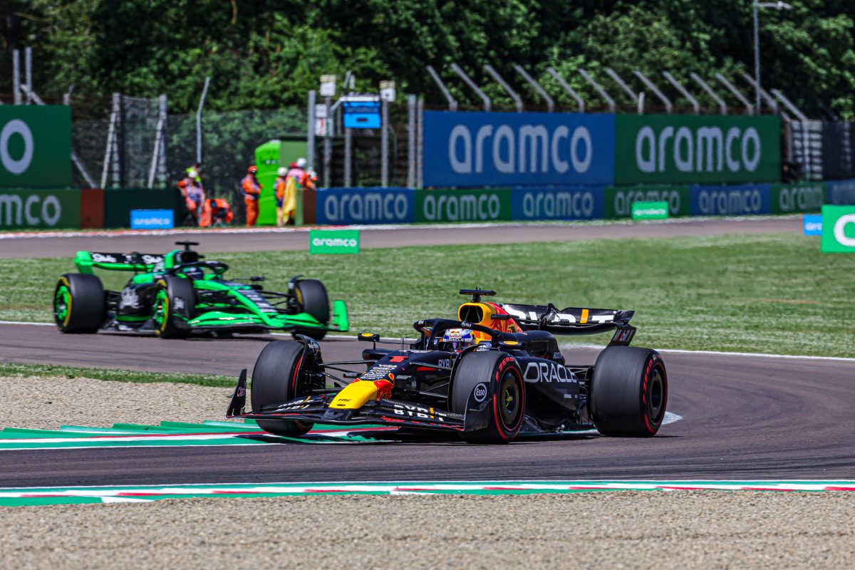 Formel 1 – Imola-GP im Live-Ticker:  Bitterer Patzer – Team macht gefährlichen Fehler