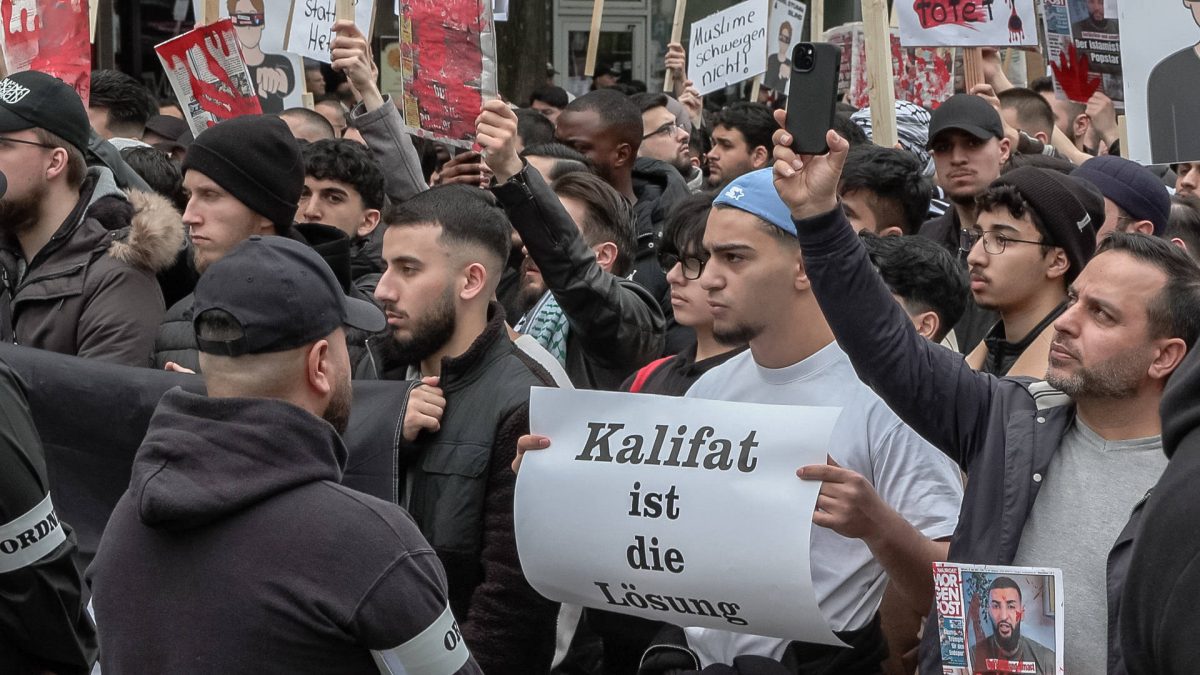 Kalifat-Demo in Hamburg