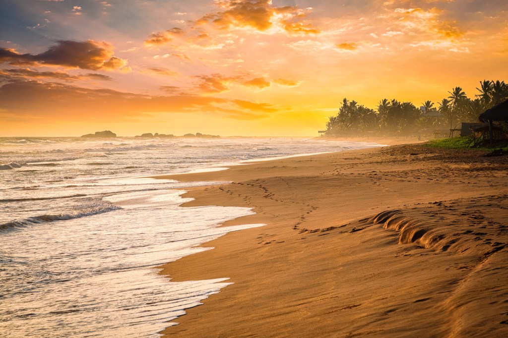 Strand bei Sonnenuntergang