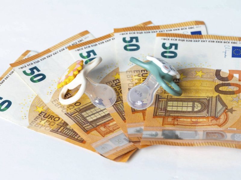 Kindergeld-Auszahlung Juli 2025: An diesen Tagen ist es so weit