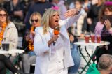 â€žFernsehgartenâ€œ: Andrea Kiewel ist im ZDF auf Kuschelkurs.