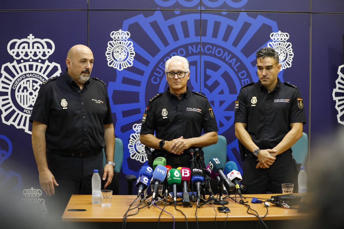Mallorca Frau betrunken in Müllcontainer geklettert? Polizei sucht